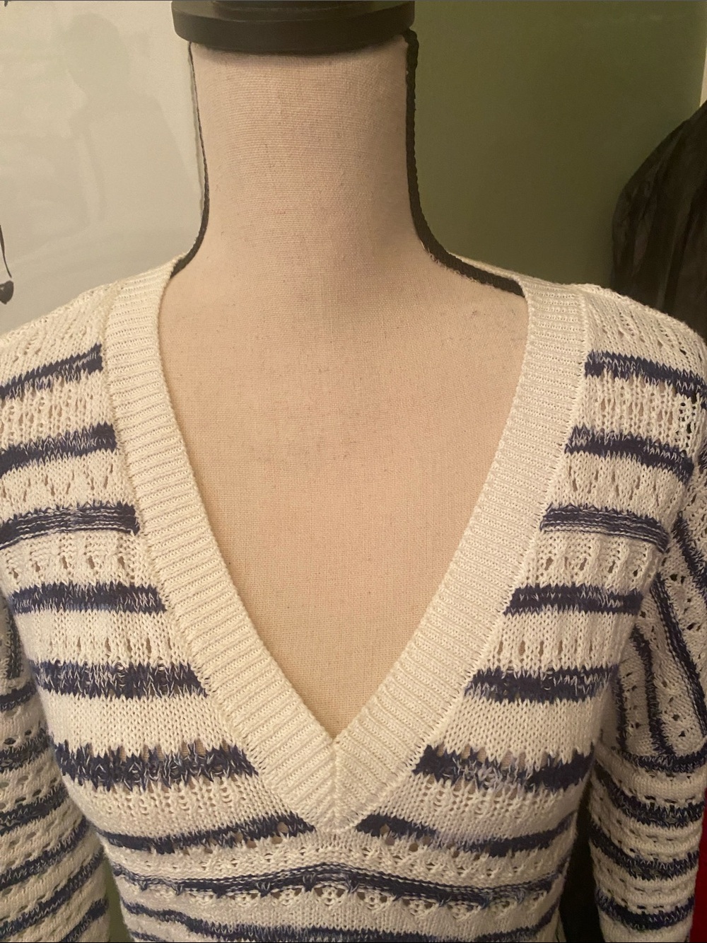 Chic CAbi  Peace pullover sweater - Picture 2 of 13